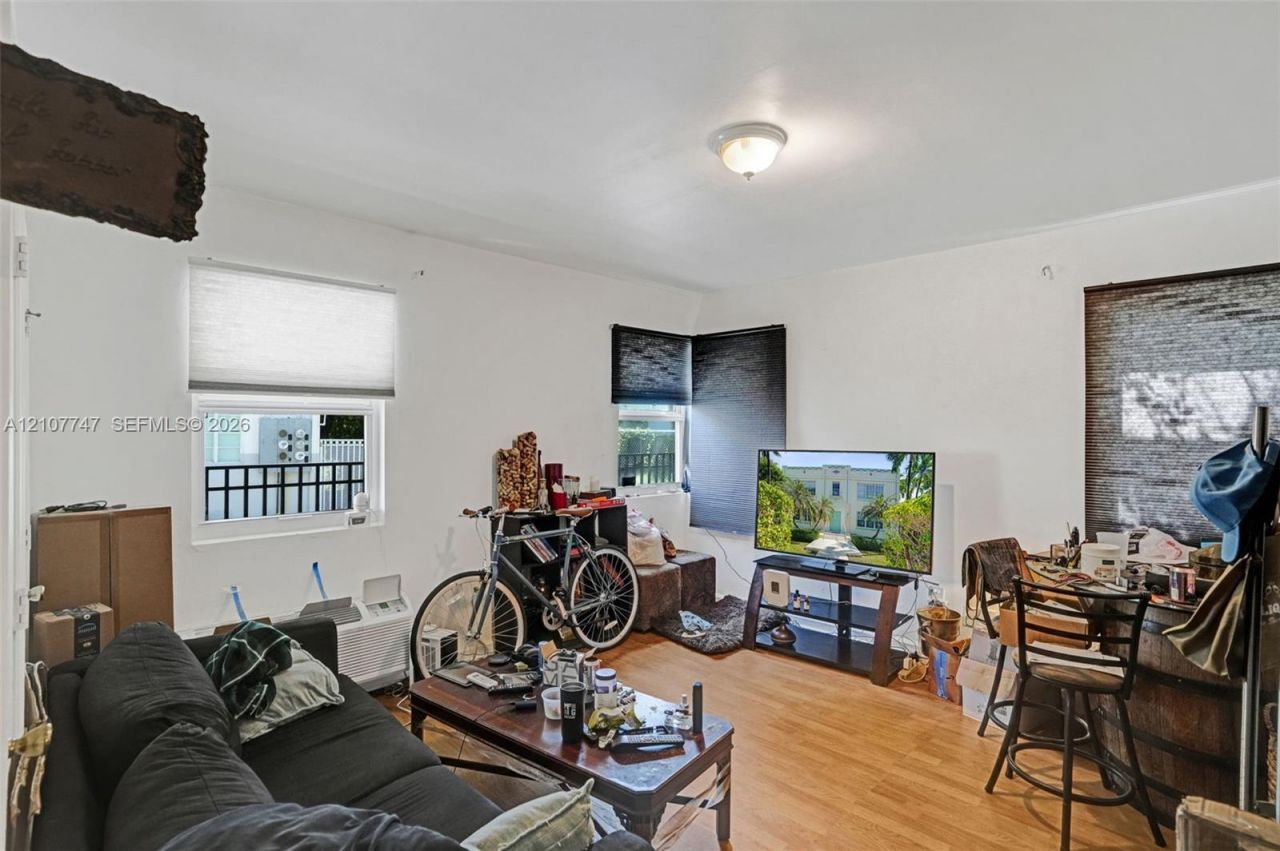 1027 Euclid Ave , Unit 7, Miami Beach, FL 33139 Photo