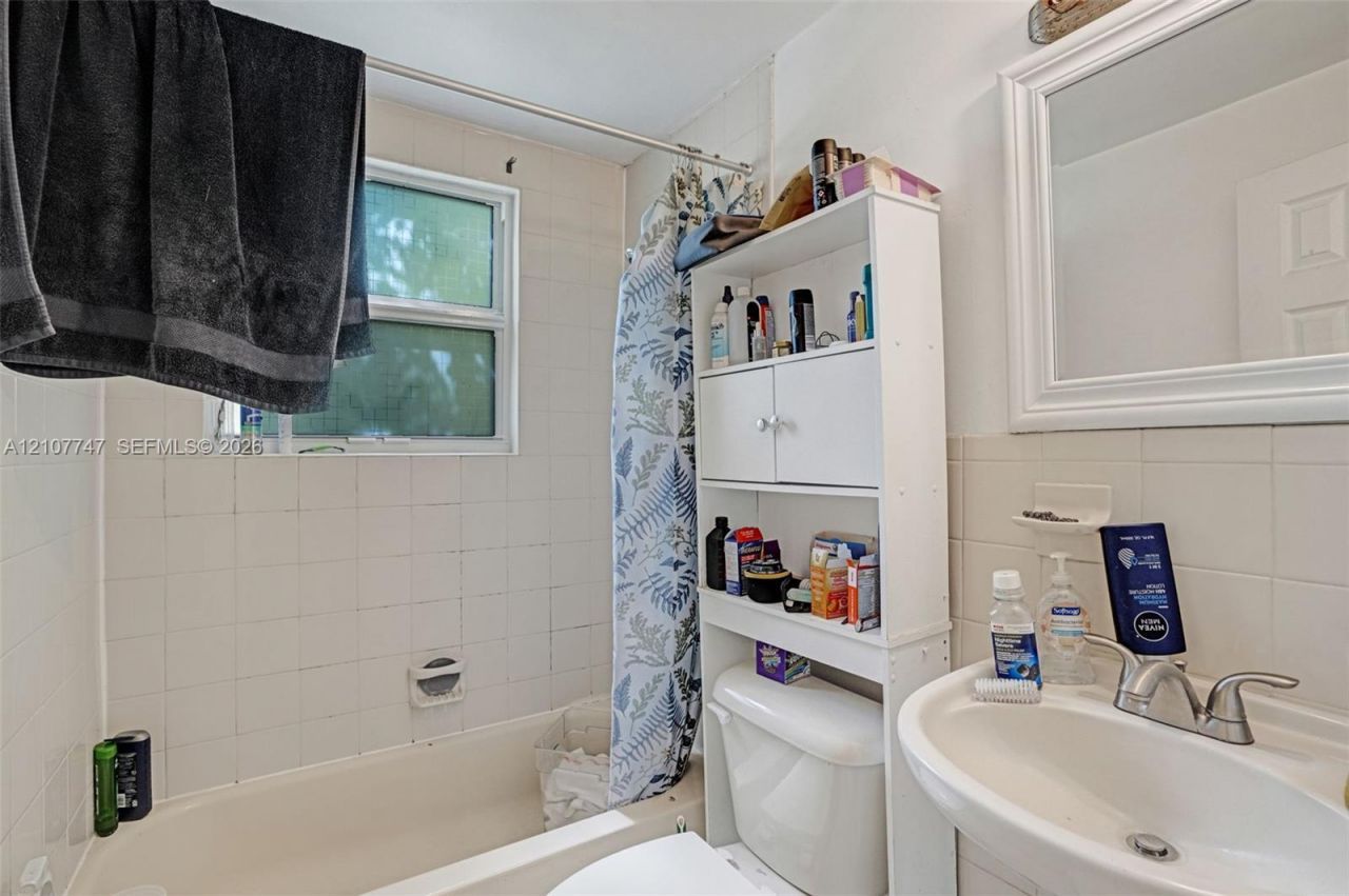 1027 Euclid Ave , Unit 7, Miami Beach, FL 33139 Photo