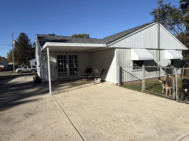 254 Washington Avenue, London, OH 43140 Photo 3