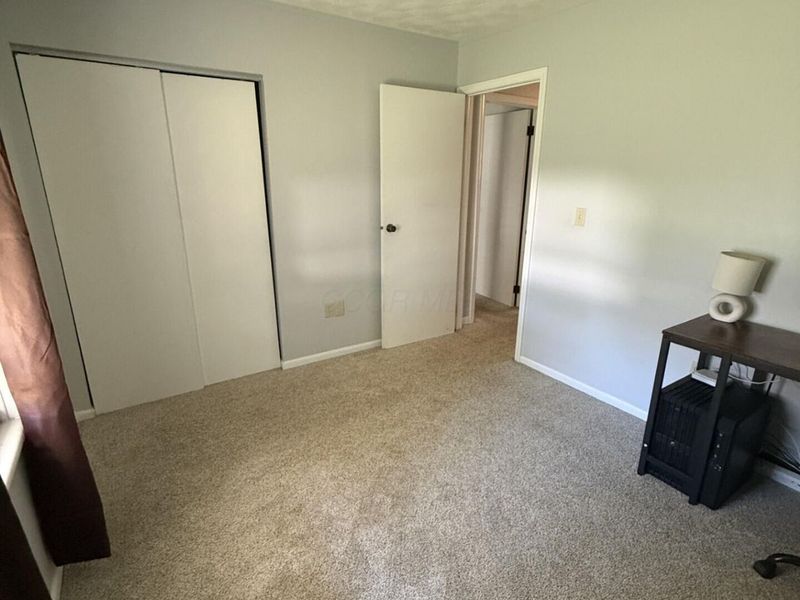 254 Washington Avenue, London, OH 43140 Photo 8