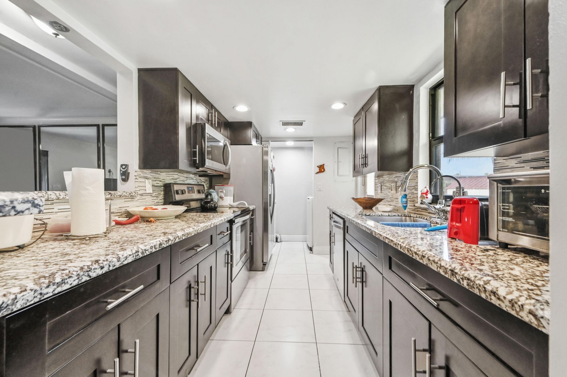 7903 NW 69th Avenue, Tamarac, FL 33321 Photo