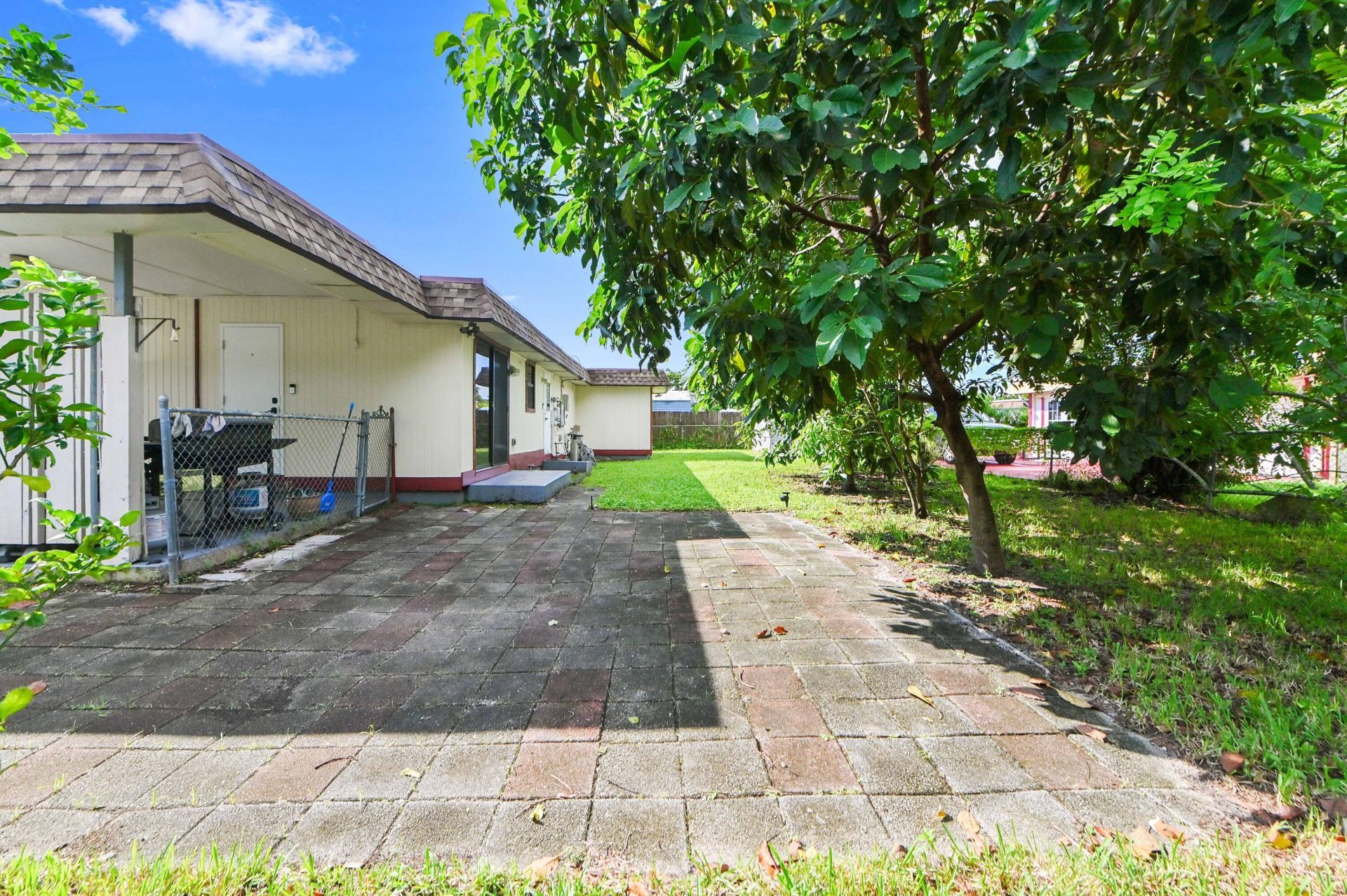 7903 NW 69th Avenue, Tamarac, FL 33321 Photo
