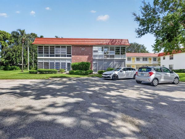 1225 NW 21ST Street, Unit 32-3208, Stuart, FL 34994