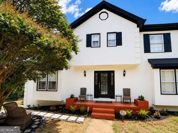8945 Carroll Manor Drive, Sandy Springs, GA 30350