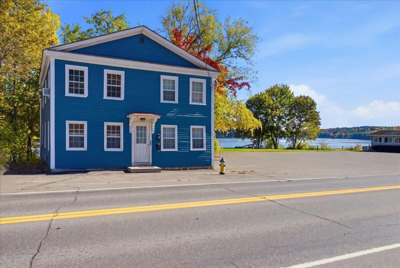 230 Water Street, Hallowell, ME 04347 Main Photo