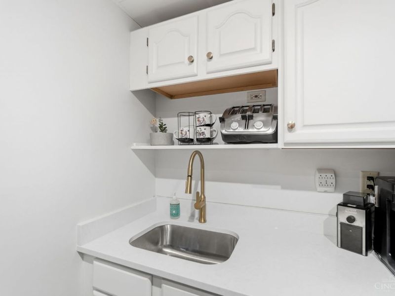 9200 Montgomery Road, Unit 9A/9B, Montgomery, OH 45242 Photo 47