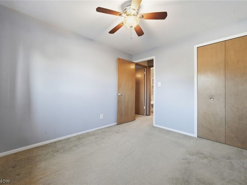 14567 Madison Avenue, Unit 303, Lakewood, OH 44107 Photo 24