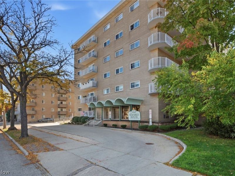 14567 Madison Avenue, Unit 303, Lakewood, OH 44107 Photo 3