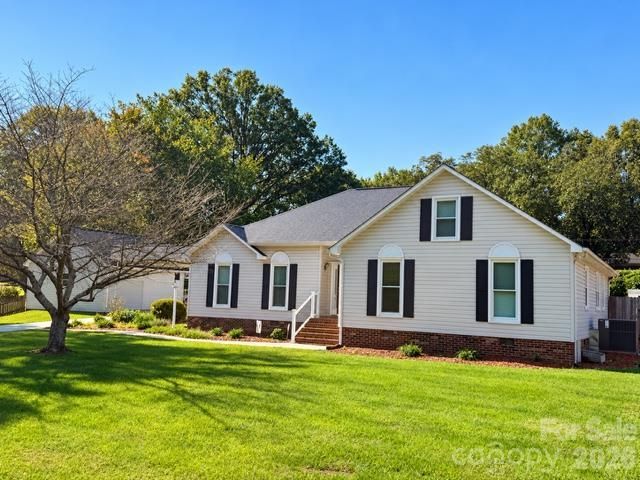 2403 Berkshire Drive , Salisbury, NC 28146 Main Photo