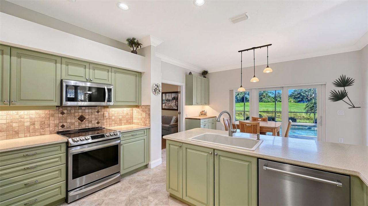 4357 Highland Oaks Circle , Sarasota, FL 34235 Photo