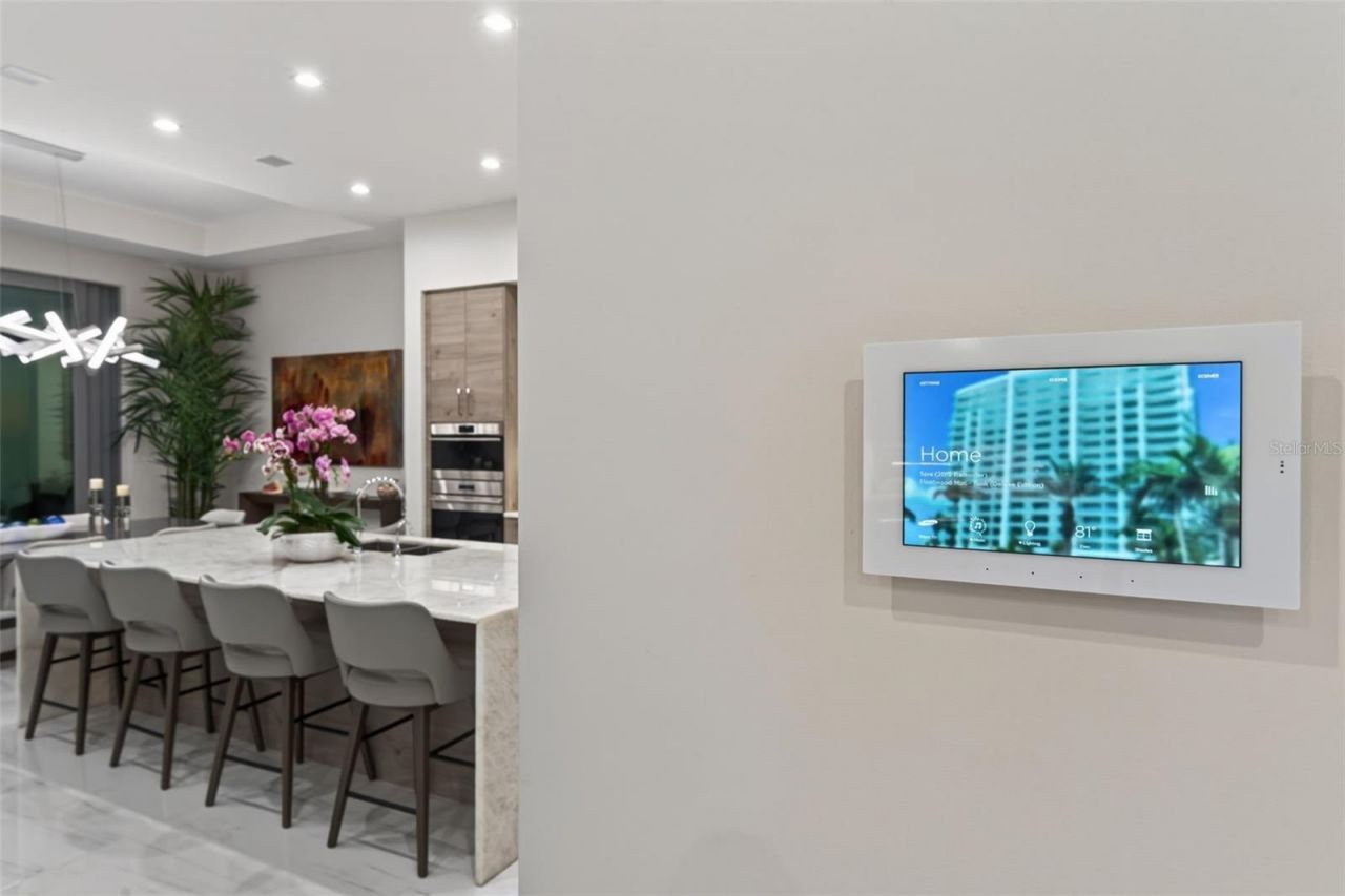 401 Quay Commons, Unit PH1902, Sarasota, FL 34236 Photo