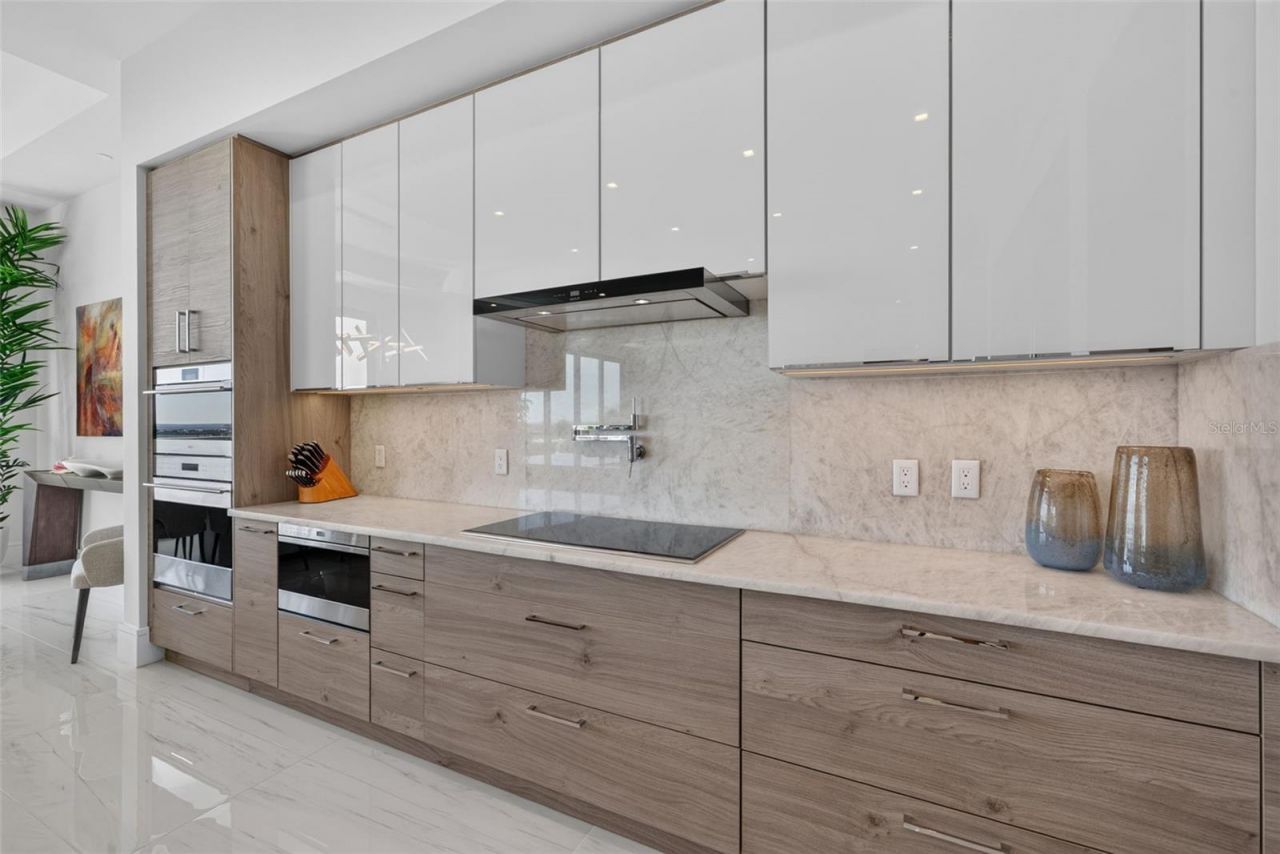 401 Quay Commons, Unit PH1902, Sarasota, FL 34236 Photo