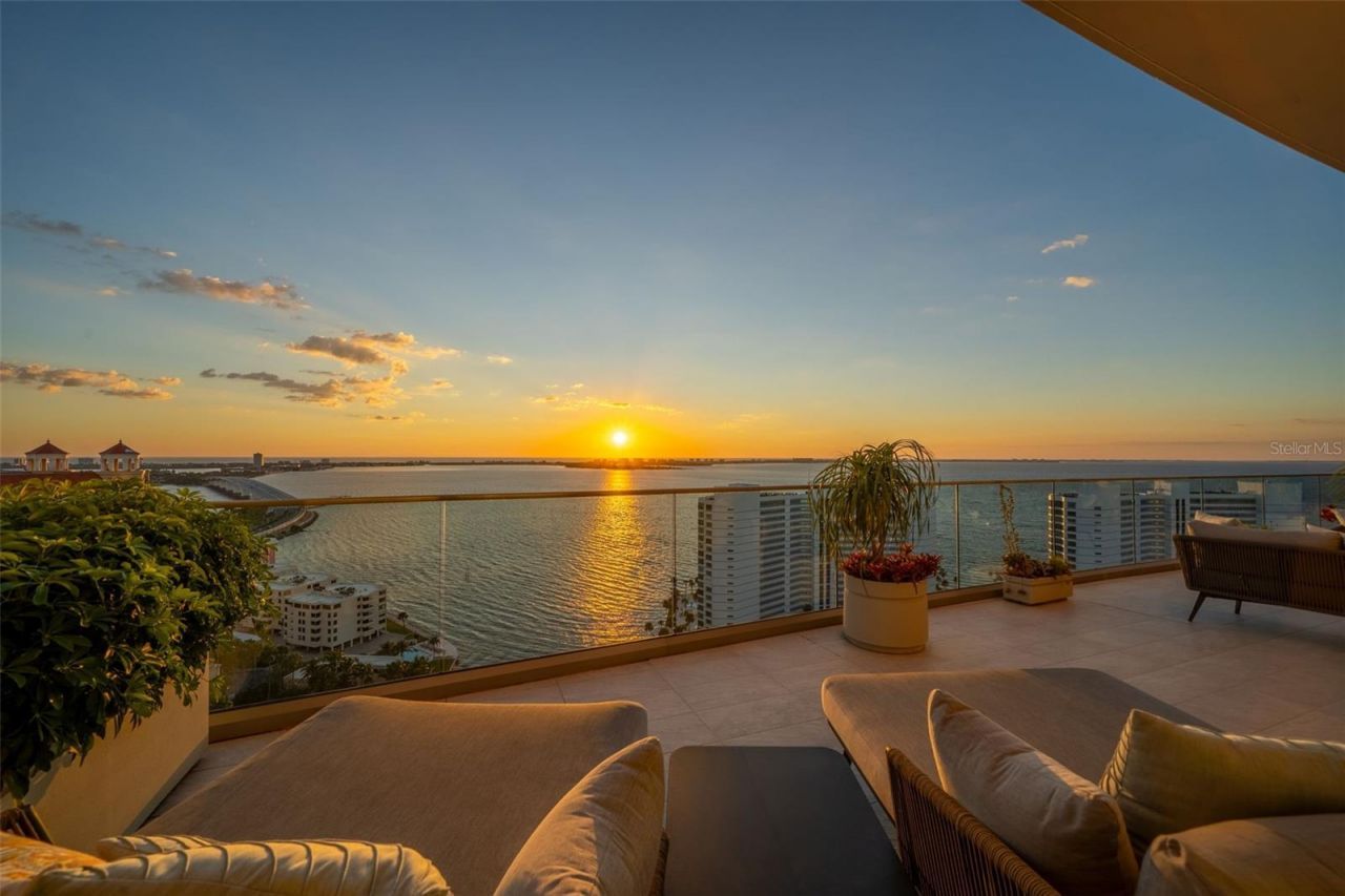 401 Quay Commons, Unit PH1902, Sarasota, FL 34236 Photo