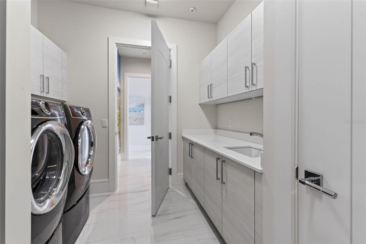 401 Quay Commons, Unit PH1902, Sarasota, FL 34236 Photo