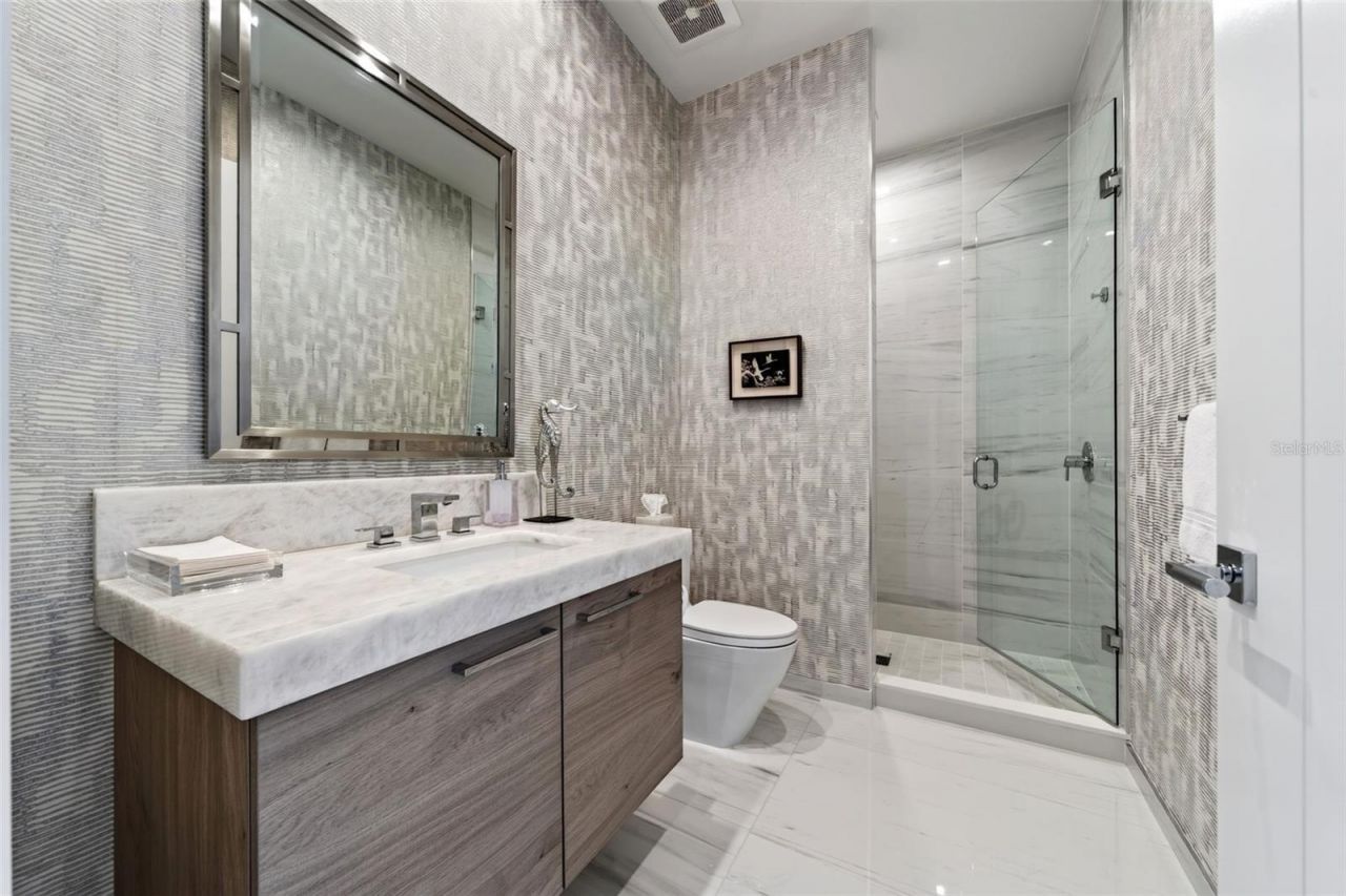401 Quay Commons, Unit PH1902, Sarasota, FL 34236 Photo