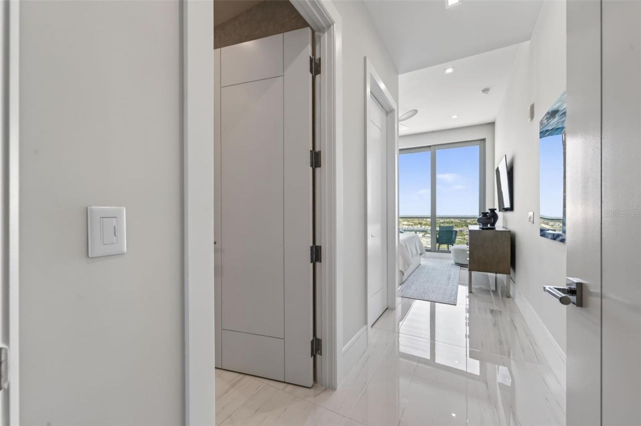 401 Quay Commons, Unit PH1902, Sarasota, FL 34236 Photo