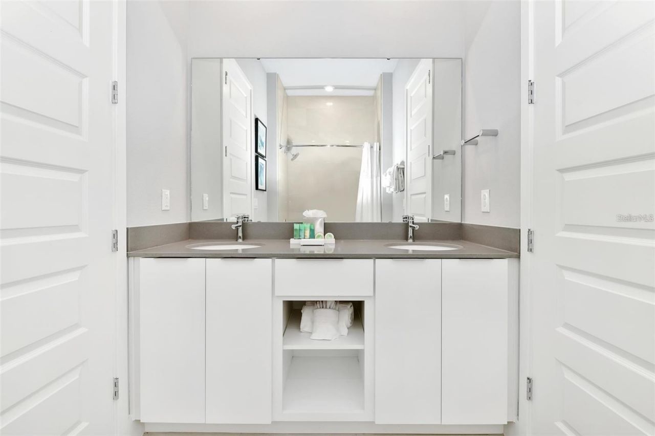 7740 Sandy Ridge Drive , Unit 121, Reunion, FL 34747 Photo