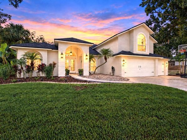 721 FAYETTE PLACE , LUTZ, FL 33549