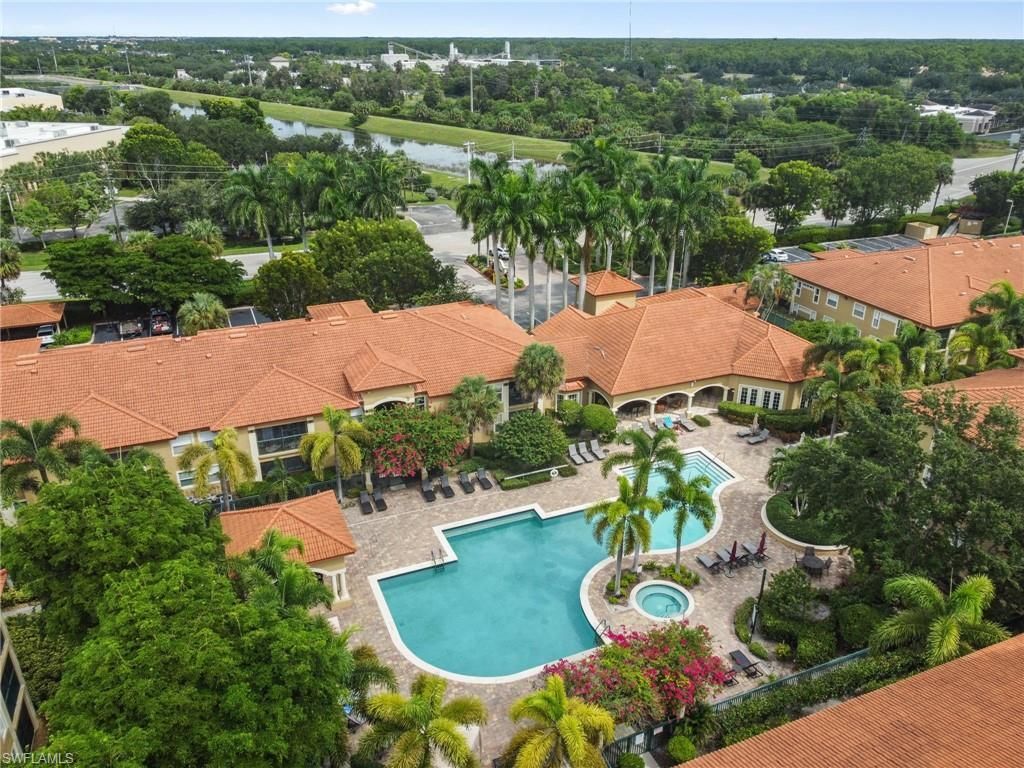 8870 Colonnades Ct W, Unit 332, Bonita Springs, FL 34135 Photo