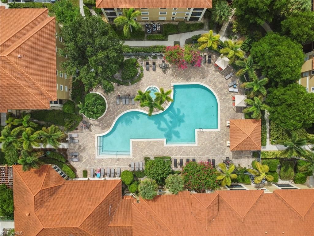 8870 Colonnades Ct W, Unit 332, Bonita Springs, FL 34135 Photo