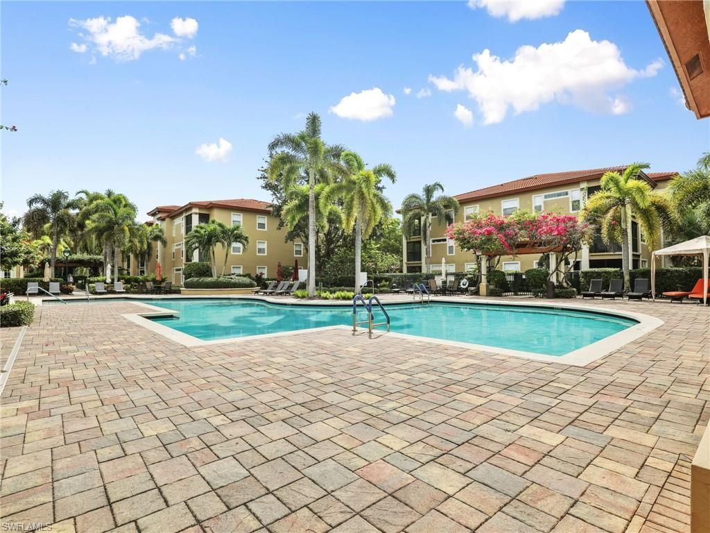 8870 Colonnades Ct W, Unit 332, Bonita Springs, FL 34135 Photo