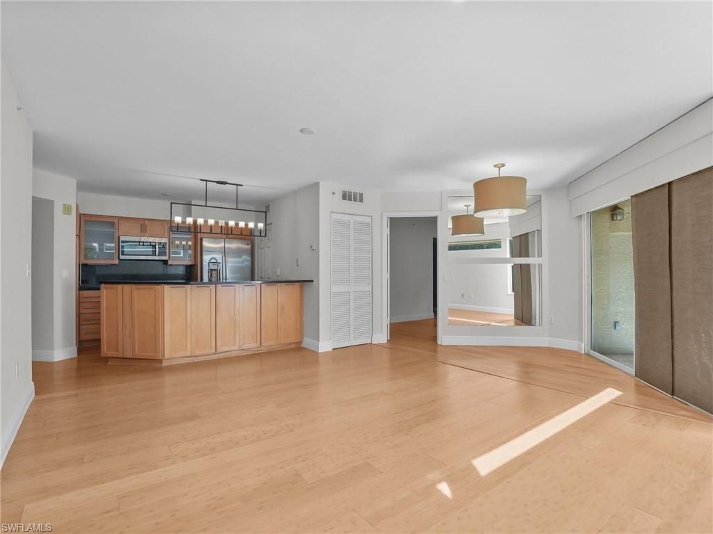 8870 Colonnades Ct W, Unit 332, Bonita Springs, FL 34135 Photo