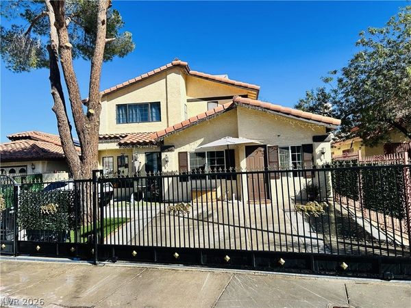 3940 Tudur Lane, Las Vegas, NV 89119