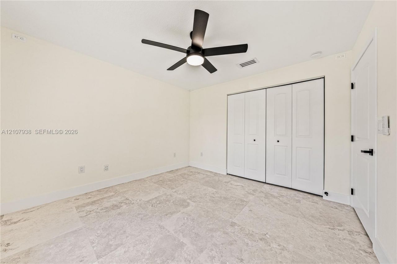 9261 SW 183rd Ter , Palmetto Bay, FL 33157 Photo