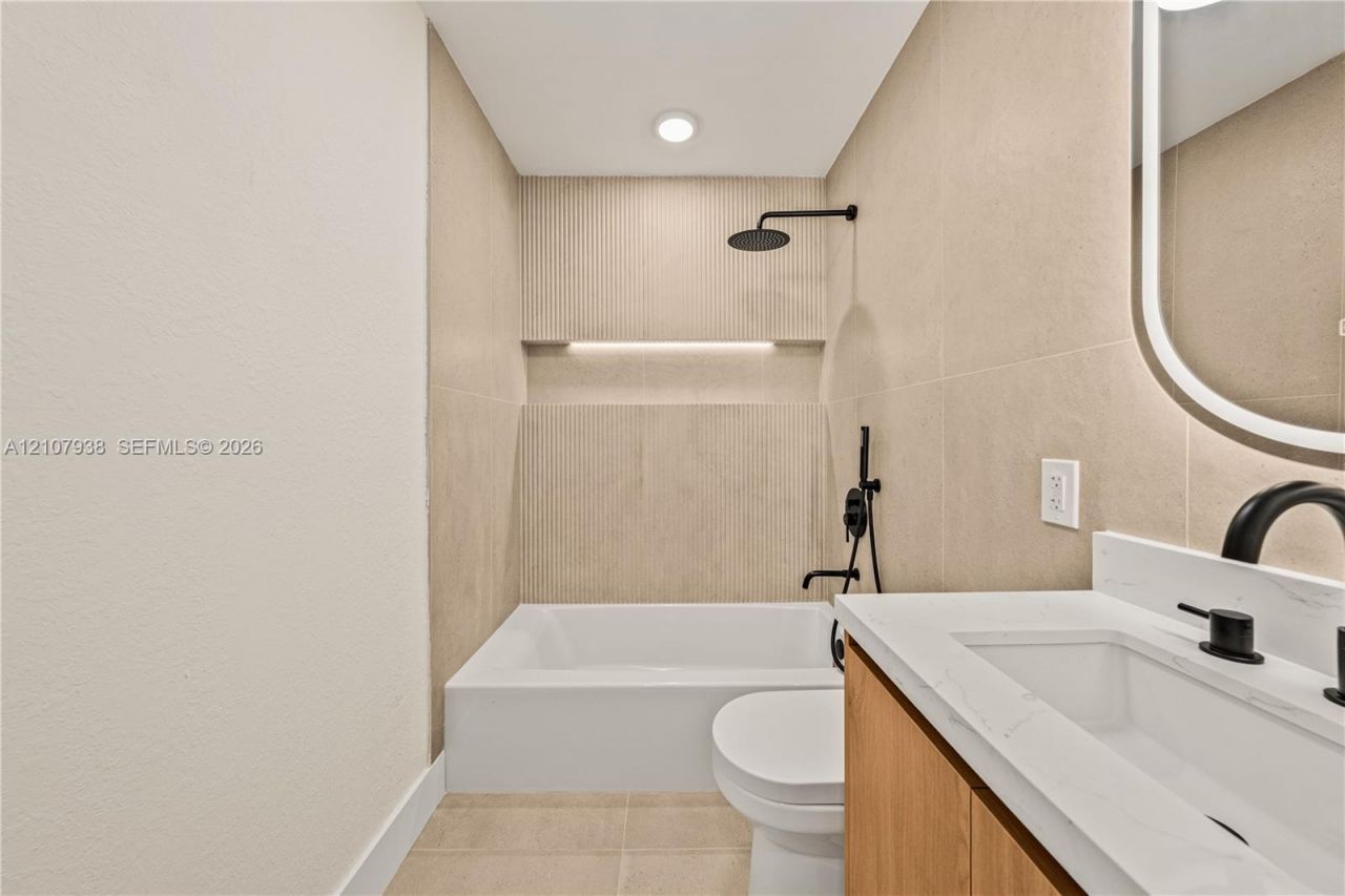 9261 SW 183rd Ter , Palmetto Bay, FL 33157 Photo