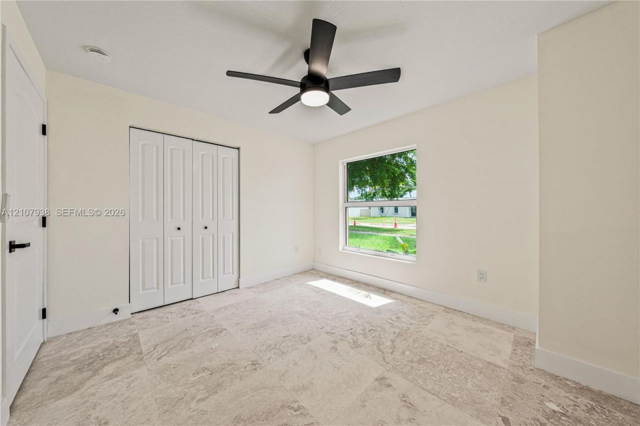 9261 SW 183rd Ter , Palmetto Bay, FL 33157 Photo
