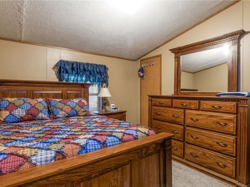 5975 Cambridge Road, New Concord, OH 43762 Photo 16