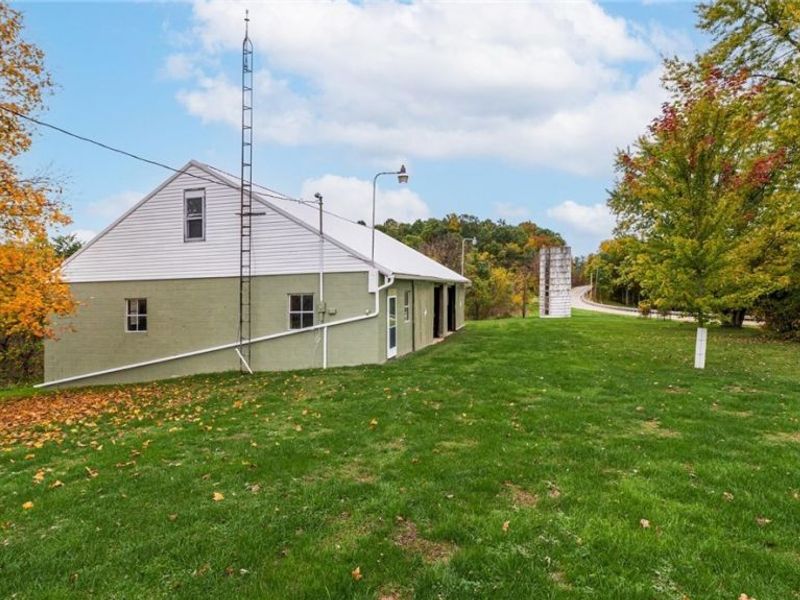 5975 Cambridge Road, New Concord, OH 43762 Photo 27