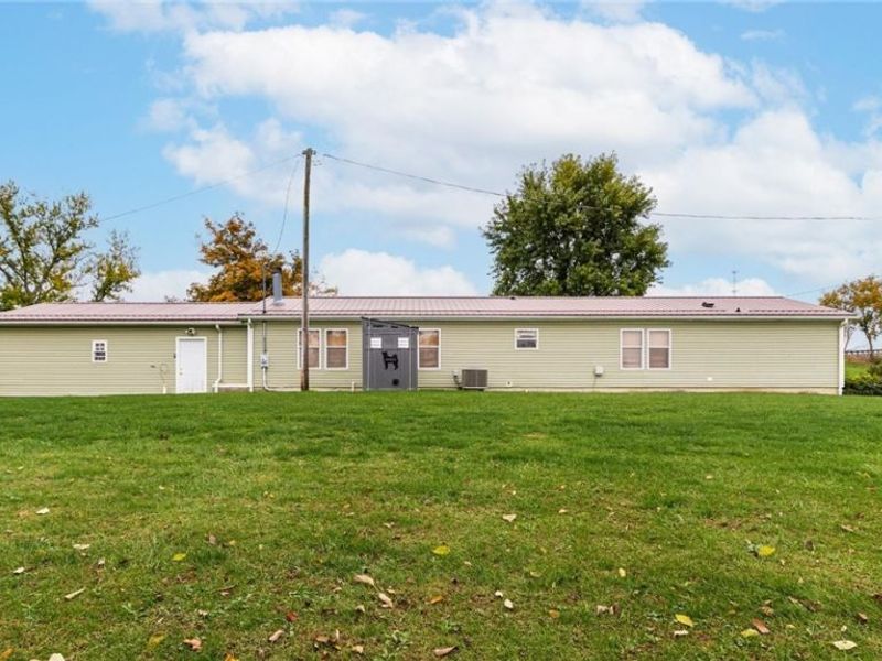 5975 Cambridge Road, New Concord, OH 43762 Photo 5