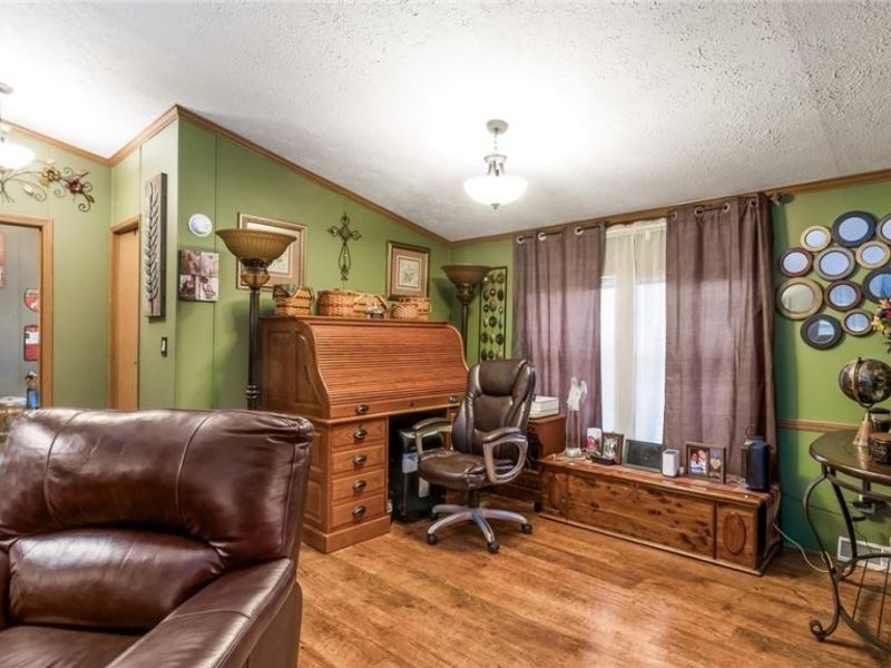 5975 Cambridge Road, New Concord, OH 43762 Photo 9