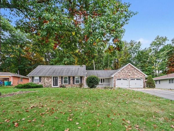 3132 Woodhams Avenue, Portage, MI 49002