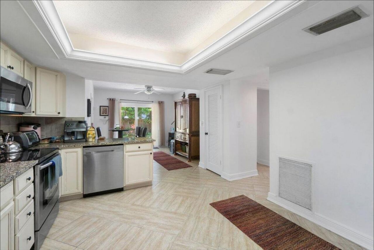 3140 NE 5th Avenue, Boca Raton, FL 33431 Photo