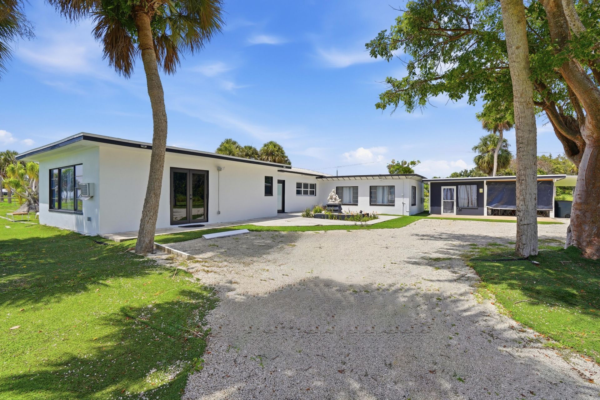 6003 S Indian River Drive, Fort Pierce, FL 34982 Photo