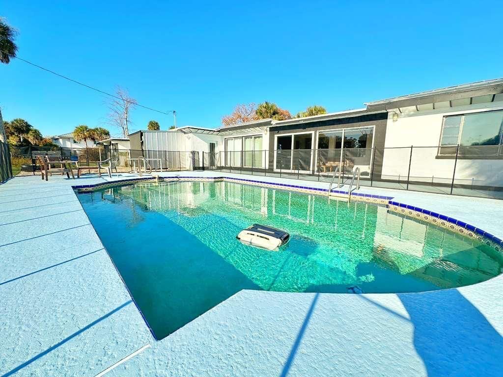 6003 S Indian River Drive, Fort Pierce, FL 34982 Photo