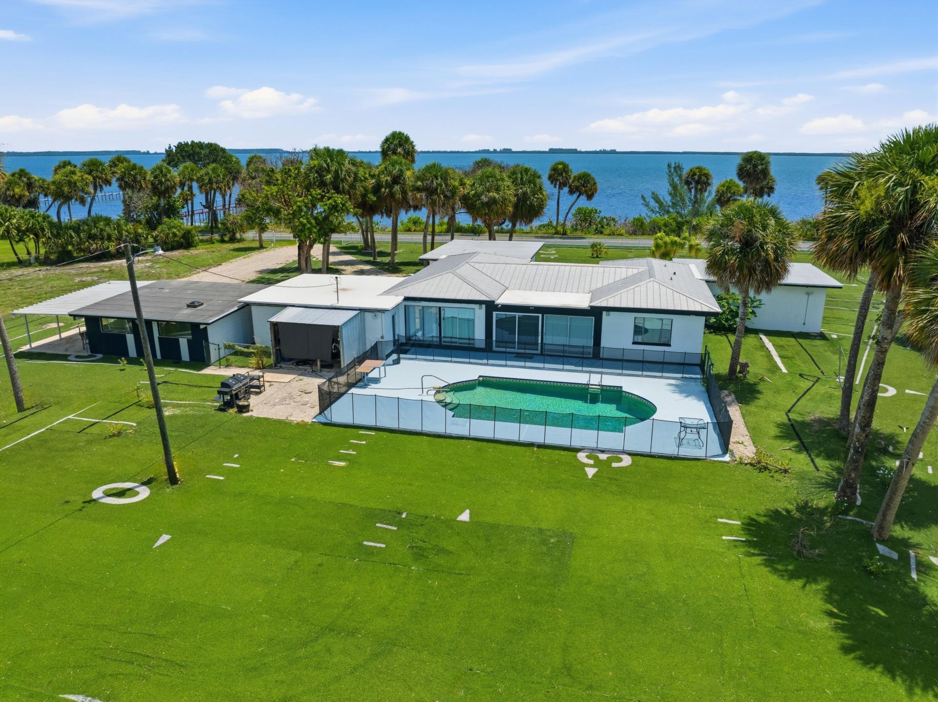 6003 S Indian River Drive, Fort Pierce, FL 34982 Photo
