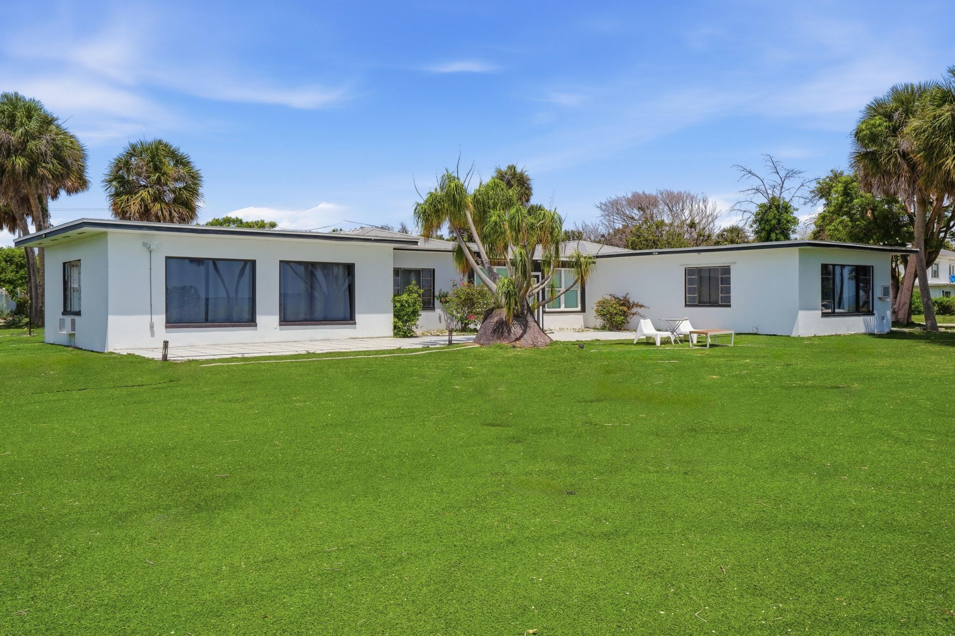 6003 S Indian River Drive, Fort Pierce, FL 34982 Photo