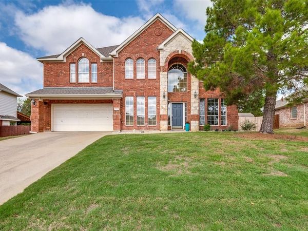 7929 Stansfield Drive, Fort Worth, TX 76137