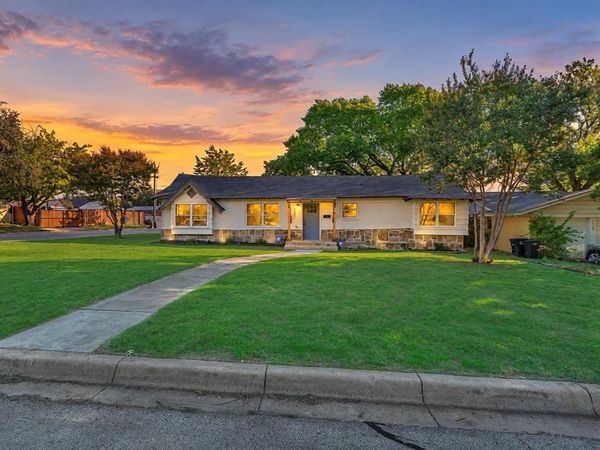 5501 Westcreek Drive, Fort Worth, TX 76133