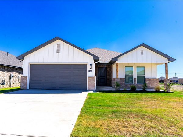 10927 S 271st East Avenue , Broken Arrow, OK 74014