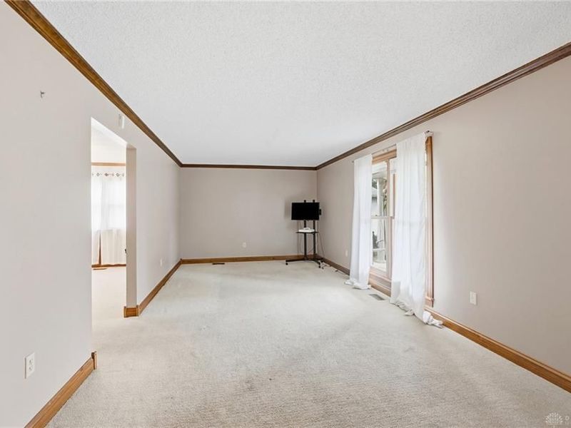 4300 W Harvest Lane, Franklin Township, OH 45005 Photo 10