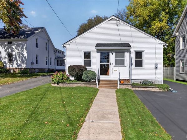 4717 James St , East Syracuse, NY 13057