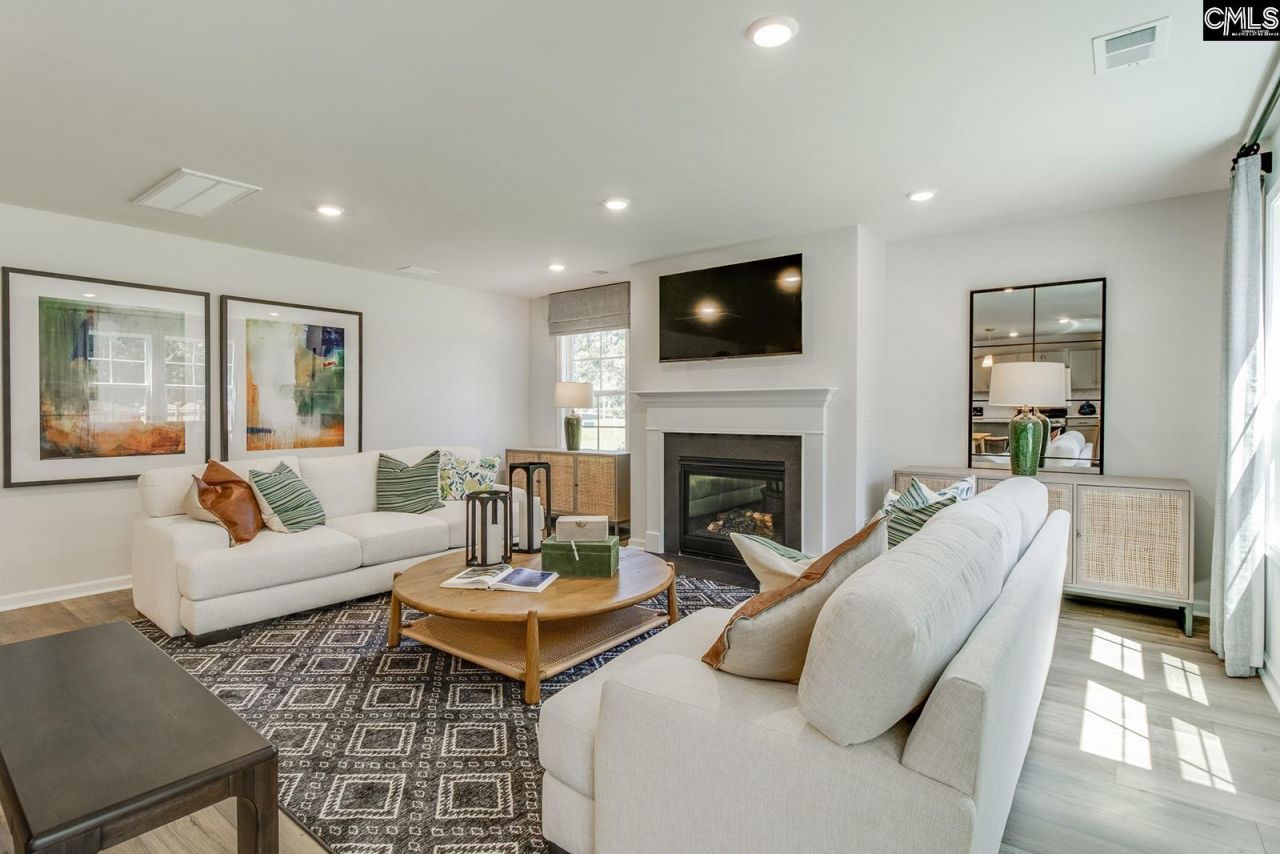 404 Spradley Way Photo 8