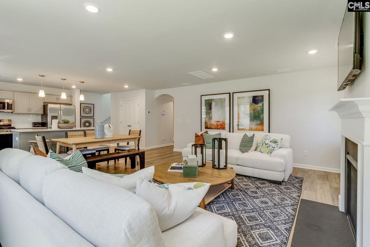 404 Spradley Way Photo 9