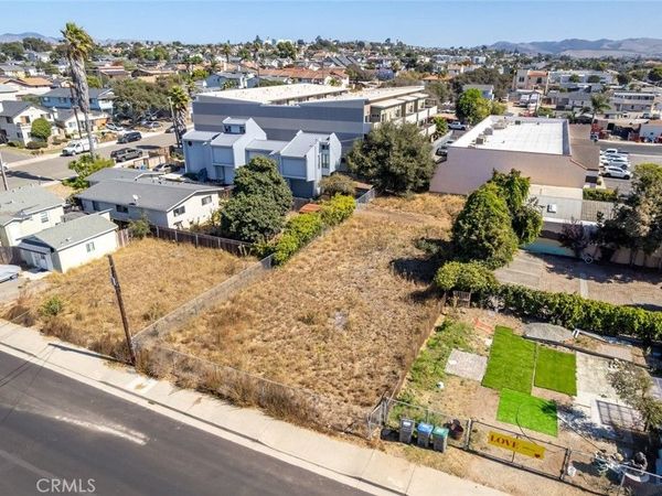 152 N 11th , Grover Beach, CA 93433
