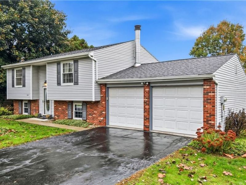 319 Stewart Avenue NW, Warren, OH 44483 Photo 2