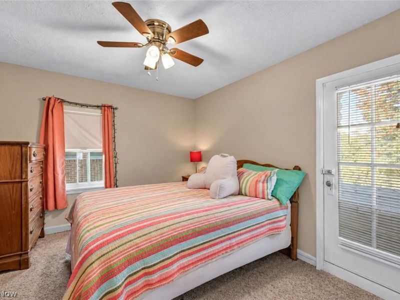 14912 Fernway Avenue, Cleveland, OH 44111 Photo 24